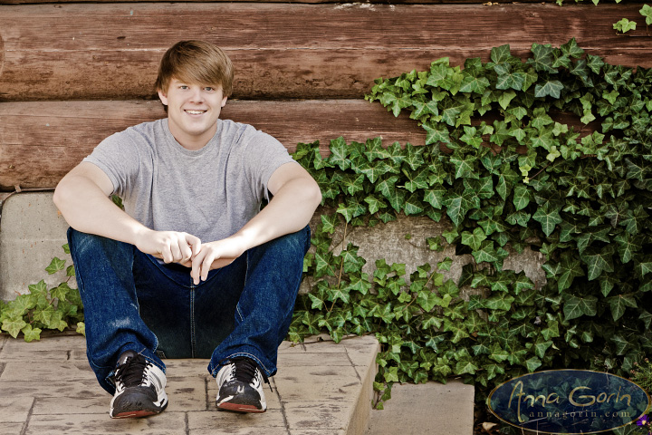 Boise Idaho senior portrait photography from freelance artist An