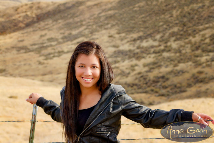 Boise Idaho senior portrait photography from freelance artist An