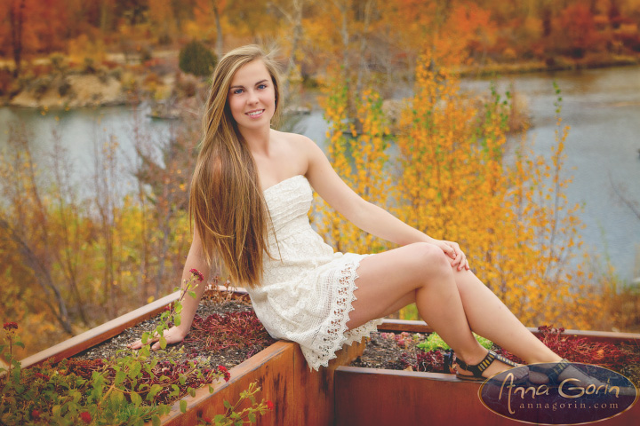 Boise Idaho senior portrait photography from freelance artist An