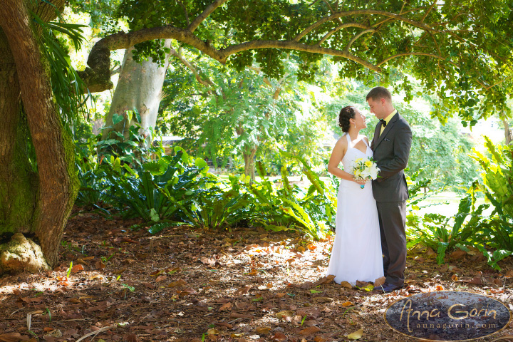 Weddings: Karissa & Mark | weddings travel romance portraits out of town weddings love honolulu hawaii events destination weddings couples  | Anna Gorin Photography, Boise, Idaho