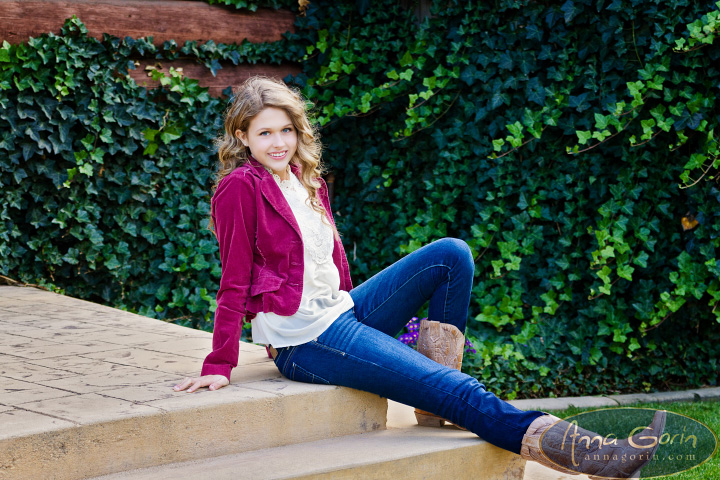 Boise Idaho senior portrait photography from freelance artist An