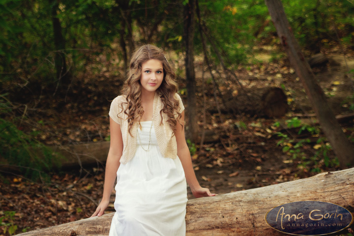 Boise Idaho senior portrait photography from freelance artist An