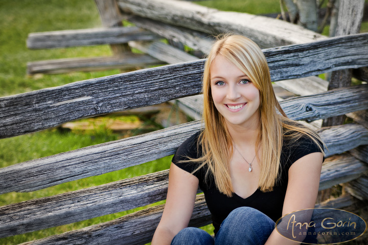 Boise Idaho senior portrait photography from freelance artist An