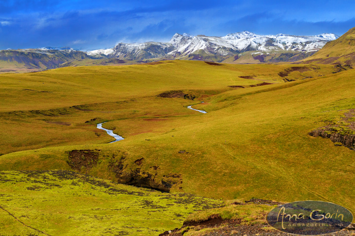 Iceland: Vik | vik travel southern iceland snow photography panorama mountains landscapes iceland church  | Anna Gorin Photography, Boise, Idaho