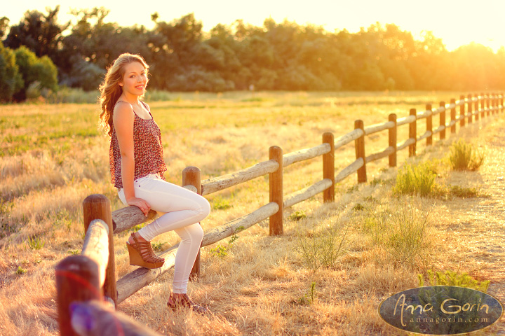 Boise Idaho senior portrait photography from freelance artist An