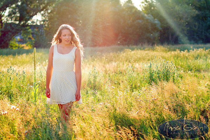 Boise Idaho senior portrait photography from freelance artist An