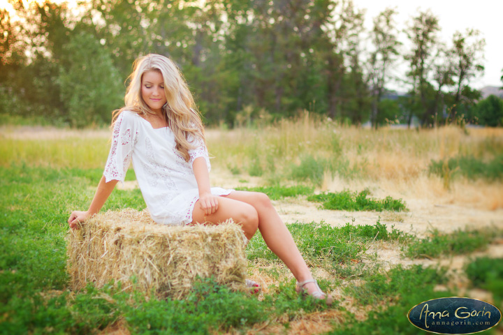 Boise Idaho senior portrait photography from freelance artist An