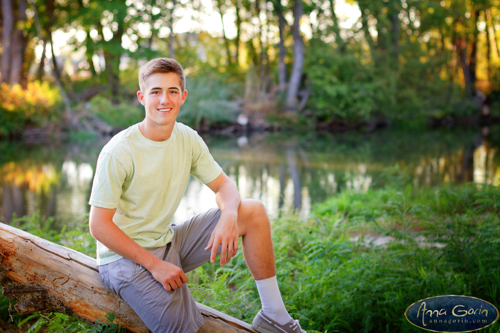 Boise Idaho senior portrait photography from freelance artist An