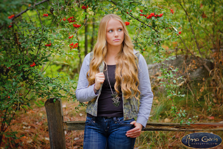 Boise Idaho senior portrait photography from freelance artist An