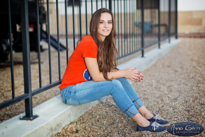 Seniors: Hannah R | veterans memorial park seniors 2016 seniors Senior Portraits Boise Senior Portraits Senior Portrait Senior Pictures Boise Senior Photos portraits photoshoots outdoor portraits female portraits boise train depot Boise Senior Pictures Boise Senior Photos Boise Senior Photography Boise Senior Photographer boise depot autumn  | Anna Gorin Photography, Boise, Idaho