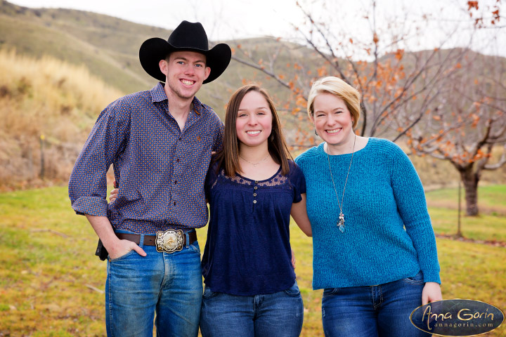 The Owen family | portrait photoshoots photography outdoor portraits Family Photos Family Photographer Boise Family Photographer families emmett family photos emmett Boise Family Photos Boise Family Photography Boise Family Photographer  | Anna Gorin Photography, Boise, Idaho