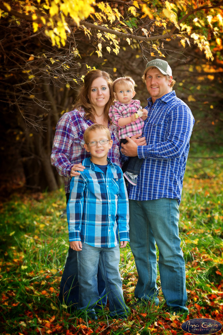 The Heggen family | portrait photoshoots photography outdoor portraits kids kathryn albertson park Family Photos Family Photographer Boise Family Photographer families fall children Boise Family Photos Boise Family Photography Boise Family Photographer autumn  | Anna Gorin Photography, Boise, Idaho