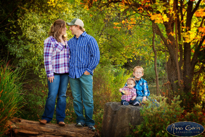 The Heggen family | portrait photoshoots photography outdoor portraits kids kathryn albertson park Family Photos Family Photographer Boise Family Photographer families fall children Boise Family Photos Boise Family Photography Boise Family Photographer autumn  | Anna Gorin Photography, Boise, Idaho