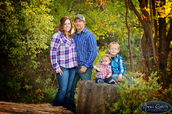 The Heggen family | portrait photoshoots photography outdoor portraits kids kathryn albertson park Family Photos Family Photographer Boise Family Photographer families fall children Boise Family Photos Boise Family Photography Boise Family Photographer autumn  | Anna Gorin Photography, Boise, Idaho