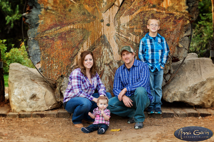 The Heggen family | portrait photoshoots photography outdoor portraits kids kathryn albertson park Family Photos Family Photographer Boise Family Photographer families fall children Boise Family Photos Boise Family Photography Boise Family Photographer autumn  | Anna Gorin Photography, Boise, Idaho