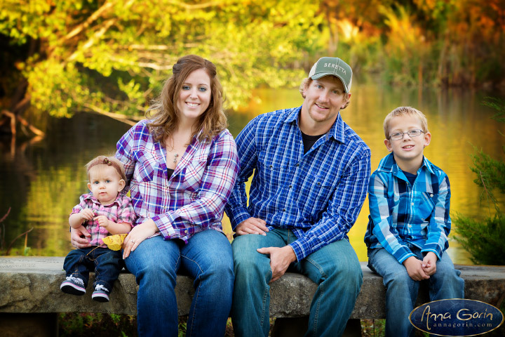 The Heggen family | portrait photoshoots photography outdoor portraits kids kathryn albertson park Family Photos Family Photographer Boise Family Photographer families fall children Boise Family Photos Boise Family Photography Boise Family Photographer autumn  | Anna Gorin Photography, Boise, Idaho