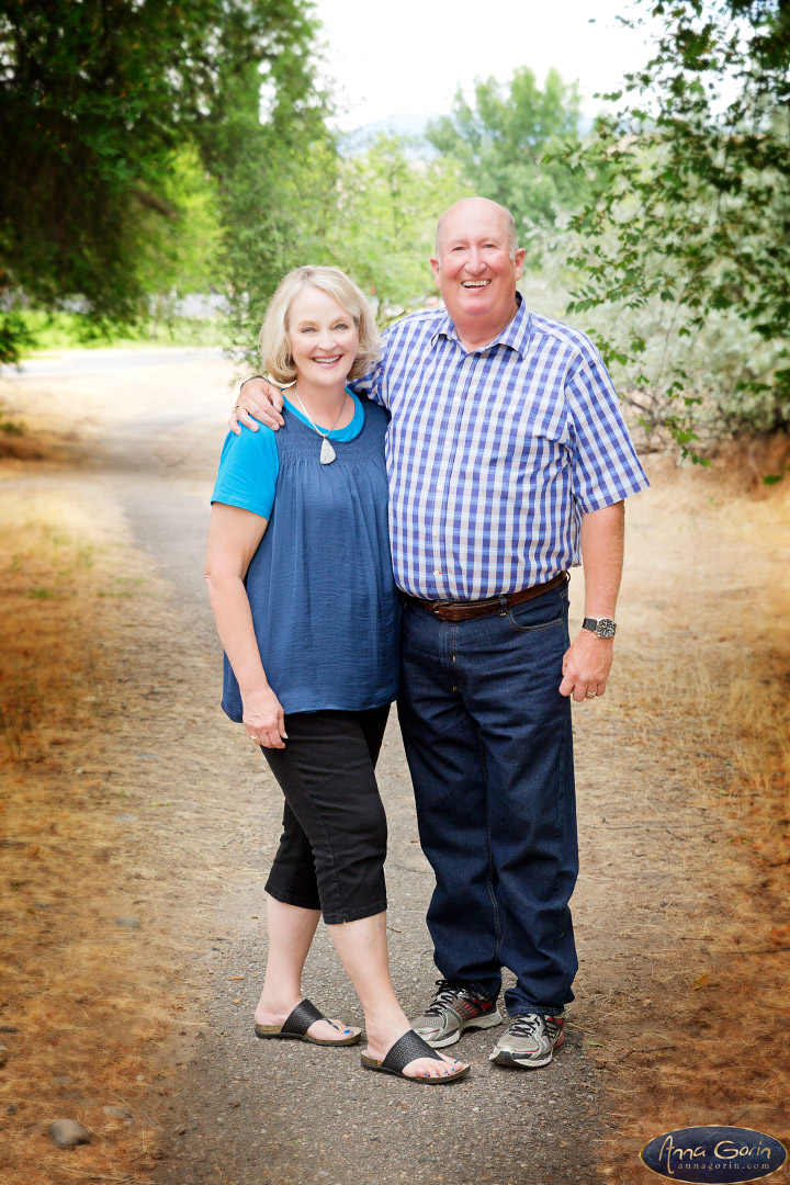 The Blacker family | veterans memorial park summer portrait photoshoots photography outdoor portraits kids Family Photos Family Photographer Boise Family Photographer families Extended Family Photos children Boise Family Photos Boise Family Photography Boise Family Photographer  | Anna Gorin Photography, Boise, Idaho