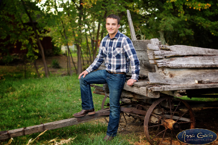 Seniors: Caleb | seniors 2017 seniors Senior Portraits Boise Senior Portraits Senior Portrait Senior Pictures Boise Senior Photos schick ostolasa farmstead portraits photoshoots outdoor portraits male senior portrait male portrait hidden springs fall Boise Senior Pictures Boise Senior Photos Boise Senior Photography Boise Senior Photographer autumn  | Anna Gorin Photography, Boise, Idaho