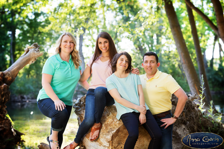 The Pelkoski family | summer portrait photoshoots photography outdoor portraits Family Photos Family Photographer Boise Family Photographer families eagle boise river Boise Family Photos Boise Family Photography Boise Family Photographer  | Anna Gorin Photography, Boise, Idaho