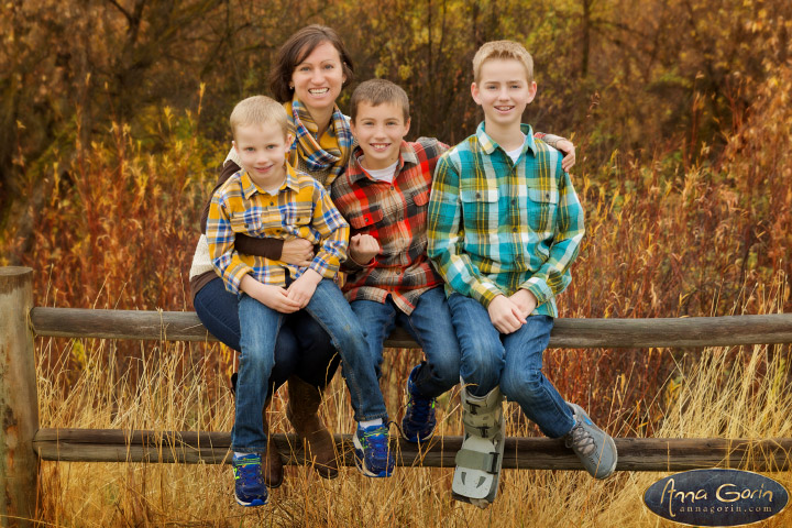 The Jackson family | portrait photoshoots photography outdoor portraits military reserve park Family Photos Family Photographer Boise Family Photographer families fall Cottonwood Creek Boise Family Photos Boise Family Photography Boise Family Photographer autumn  | Anna Gorin Photography, Boise, Idaho