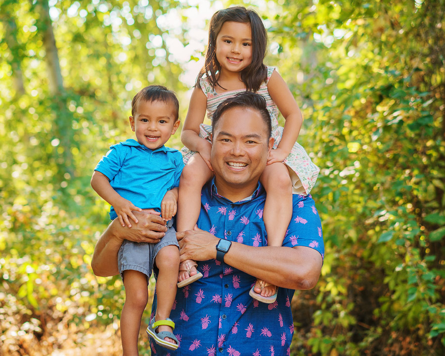 Relaxed, stress-free lifestyle family photos in Boise, Idaho, from family photographer Anna Gorin Photography